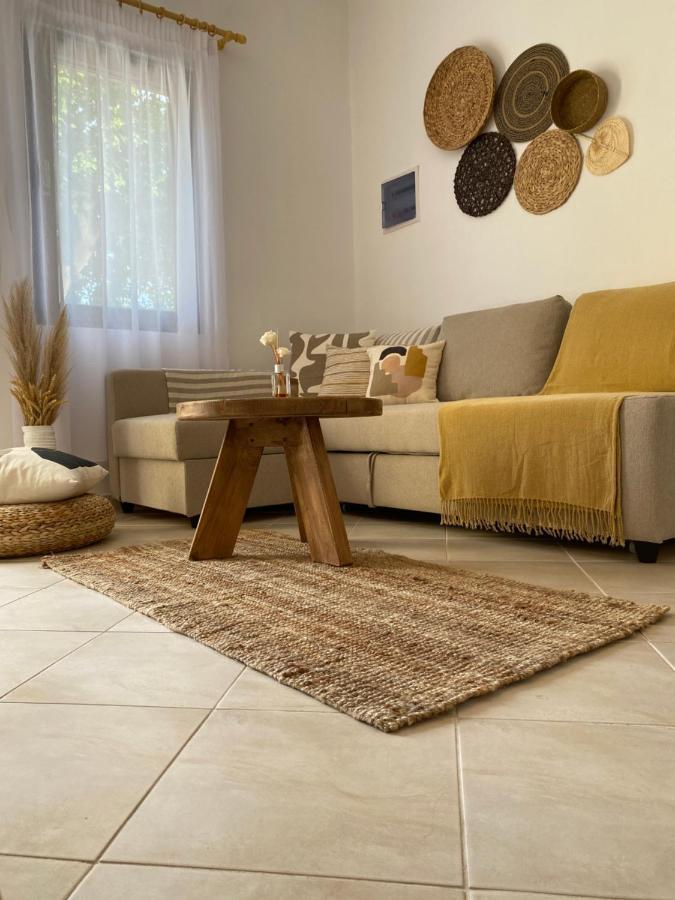 Celestia Apartments Chalki Town Luaran gambar
